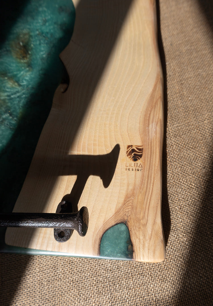 Handcrafted tray - IBZ003BA