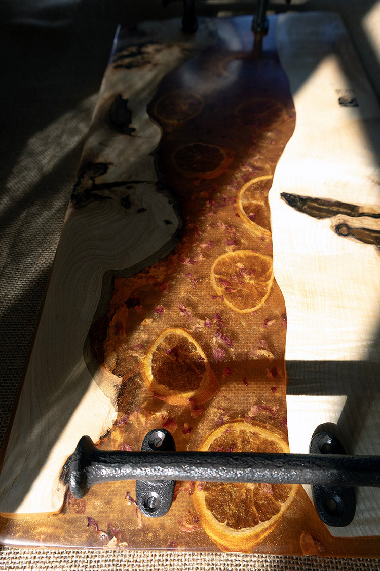 Handcrafted tray - VAL004BA