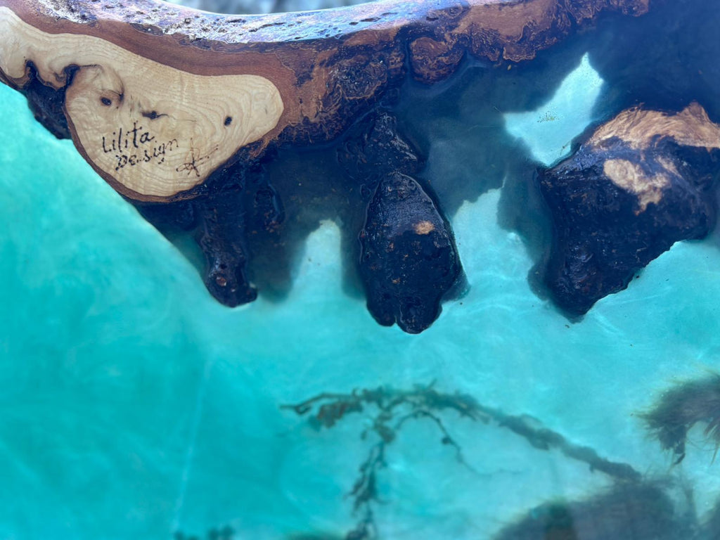 Image of the artwork called Mediterranean made with resin and wood
